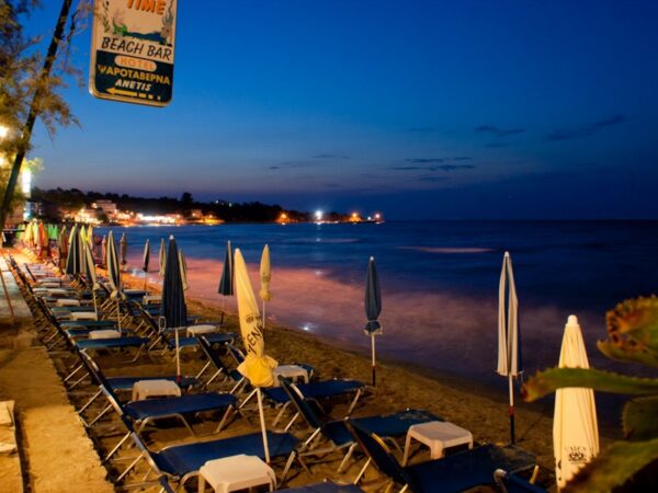 anetis beach hotel at night